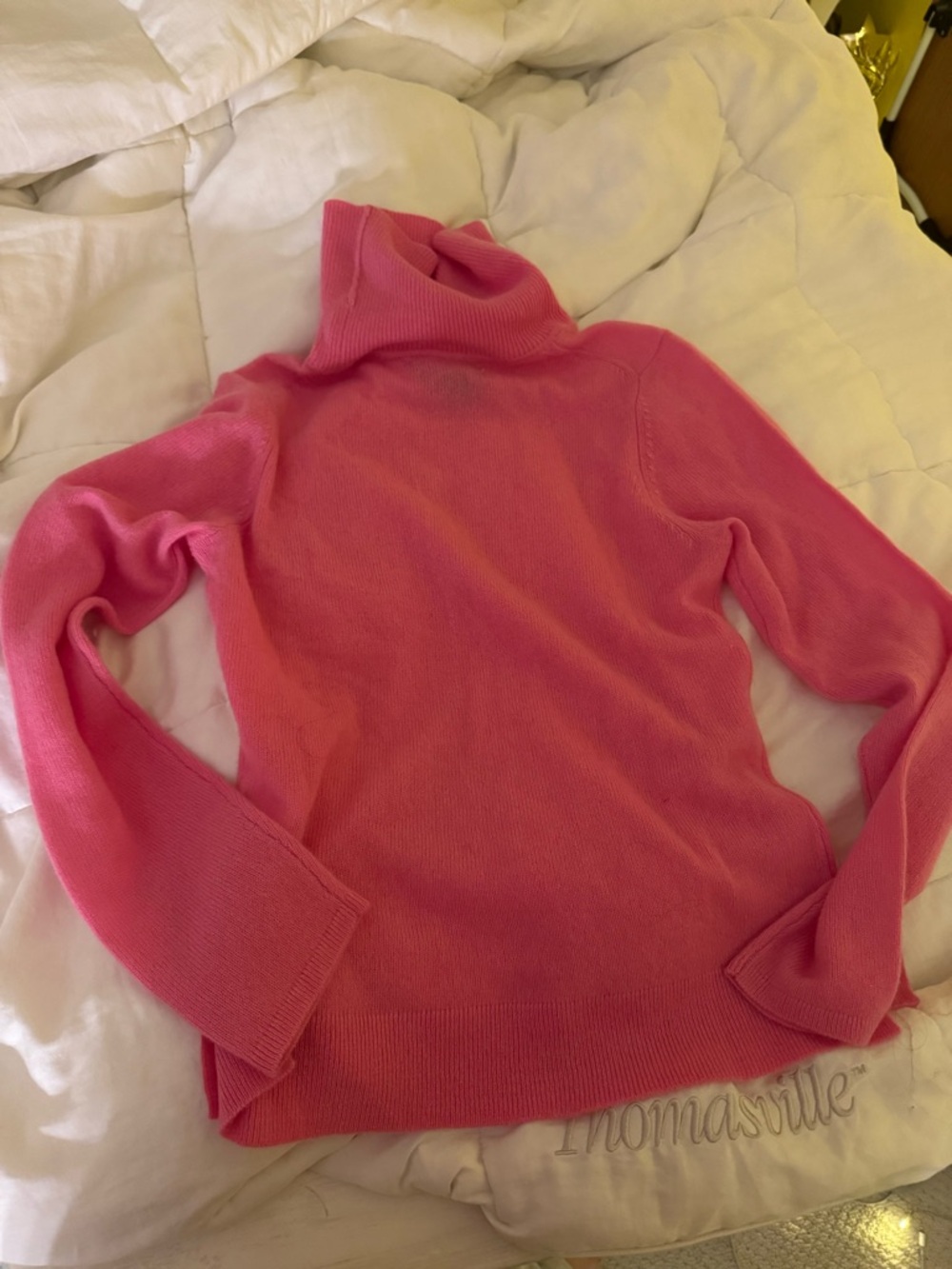 CASHMERE Tahari Pink Turtleneck